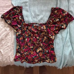 Old Navy Medium Floral Cropped Blouse